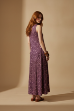Carregar imagem no visualizador da galeria, Modelo vestido floral costas
