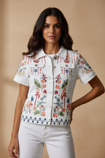 Carica l'immagine nel visualizzatore della galleria,Naftalina model front waist-up embroidered white denim jacket
