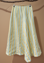 Cargue la imagen en el visor de la galería,Saia riscas amarelo turquesa frontal - fundo estúdio bege
