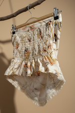 Carregar imagem no visualizador da galeria, Shorts florais lateral
