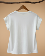 Chargez l'image dans la visionneuse de la galerie,T-shirt Banana Vibes com fundo de estúdio bege - traseira
