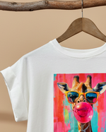 Carregar imagem no visualizador da galeria, T-shirt girafa pop art - detalhe estampa
