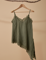 Carregar imagem no visualizador da galeria, Top alças khaki frente
