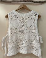Carica l'immagine nel visualizzatore della galleria,Top crochet cabide frente 2
