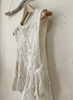 Carica l'immagine nel visualizzatore della galleria,Top crochet cabide lateral
