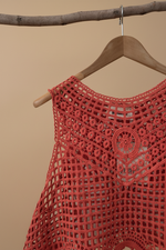Carregar imagem no visualizador da galeria, Top crochet detalhe
