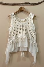 Carregar imagem no visualizador da galeria, Top crochet - frente completo
