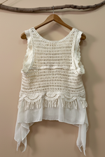 Carregar imagem no visualizador da galeria, Top crochet - frente seda
