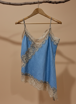 Carregar imagem no visualizador da galeria, Top ganga com renda fundo bege - frente
