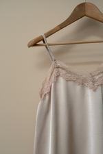 Carregar imagem no visualizador da galeria, Top JENNIFER - Cabide 14
