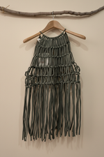 Chargez l'image dans la visionneuse de la galerie,Top macramé frente

