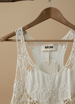 Chargez l'image dans la visionneuse de la galerie,Top renda - detalhe com fundo bege
