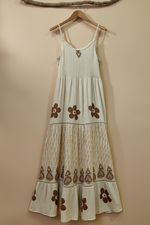 Carregar imagem no visualizador da galeria, Vestido boho bege - completo
