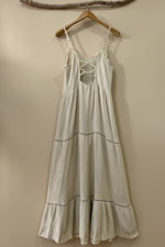 Carregar imagem no visualizador da galeria, Vestido boho bege - laço cruzado
