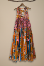 Carregar imagem no visualizador da galeria, Vestido boho floral frente
