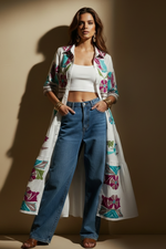 Carregar imagem no visualizador da galeria, Vestido branco bordado como kimono - editorial
