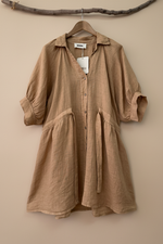 Carregar imagem no visualizador da galeria, Vestido Camisa Camel — Detalhe
