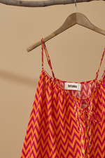 Cargue la imagen en el visor de la galería,Vestido chevron detalhe
