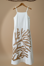 Carica l'immagine nel visualizzatore della galleria,Vestido coral frente
