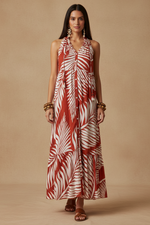 Carica l'immagine nel visualizzatore della galleria,Vestido folhas — modelo frente solto
