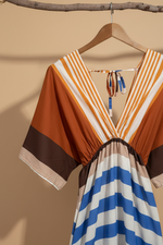 Carica l'immagine nel visualizzatore della galleria,Vestido — Foto 2
