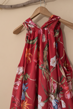 Carregar imagem no visualizador da galeria, Vestido halter detalhe costas
