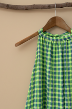 Carregar imagem no visualizador da galeria, Vestido halter xadrez detalhe
