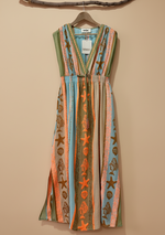 Load image in the gallery viewer,Vestido KEHLANI cabide frente
