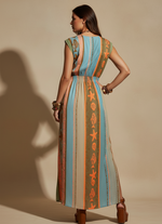 Load image in the gallery viewer,Vestido KEHLANI modelo costas corrigida

