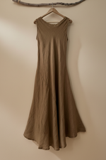 Cargue la imagen en el visor de la galería,Vestido linho assimétrico — costas
