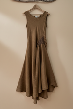 Cargue la imagen en el visor de la galería,Vestido linho assimétrico — frente
