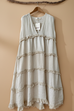 Load image in the gallery viewer,Vestido linho franjas - frente
