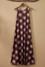 Cargue la imagen en el visor de la galería,Vestido Margaridas - Frente

