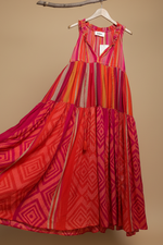 Carregar imagem no visualizador da galeria, Vestido multicolor - ângulo saia aberta
