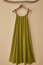 Load image in the gallery viewer,Vestido oliva missangas frente
