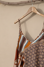 Carregar imagem no visualizador da galeria, Vestido Patchwork 2
