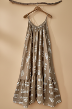 Load image in the gallery viewer,Vestido peixinhos - alternativa
