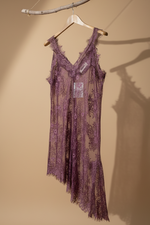 Chargez l'image dans la visionneuse de la galerie,Vestido Renda Lilás — Ângulo
