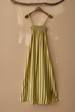 Carregar imagem no visualizador da galeria, Vestido Riscas Amarelo - Fenda
