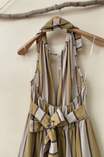 Carregar imagem no visualizador da galeria, Vestido Riscas — Detalhe Costas
