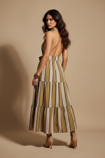 Carregar imagem no visualizador da galeria, Vestido Riscas — Modelo Morena Costas Corrigida
