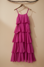 Carregar imagem no visualizador da galeria, Vestido rosa frente
