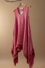 Carica l'immagine nel visualizzatore della galleria,Vestido rosa lateral - estúdio bege
