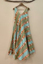 Load image in the gallery viewer,Vestido slip azteca - frente
