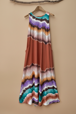 Carregar imagem no visualizador da galeria, Vestido tie-dye ondas - frente cabide
