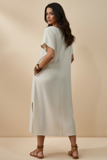 Load image in the gallery viewer,Vestido tribal modelo costas
