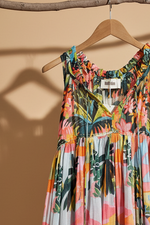 Carregar imagem no visualizador da galeria, Vestido tropical - fundo estúdio 2
