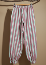 Cargue la imagen en el visor de la galería,Vista traseira - fundo bege
