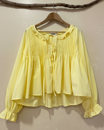 Chargez l'image dans la visionneuse de la galerie,Yellow pleated blouse front view - studio background
